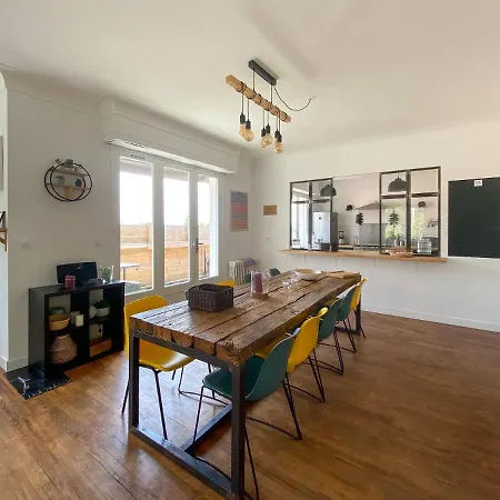 Cozy 6-bedroom Surf House A2l Conciergerie
