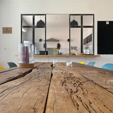 Cozy 6-bedroom Surf House A2l Conciergerie Hotel